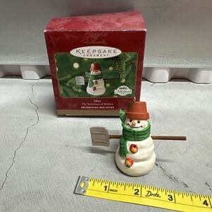 Hallmark Keepsake Ornament Max The Snowmen of Mitford Christmas Tree